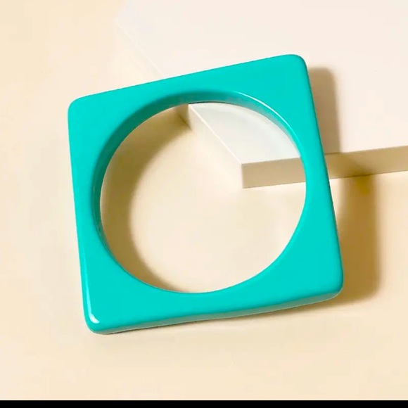 Acrylic Geometric Bracelet - Picture 1 of 1